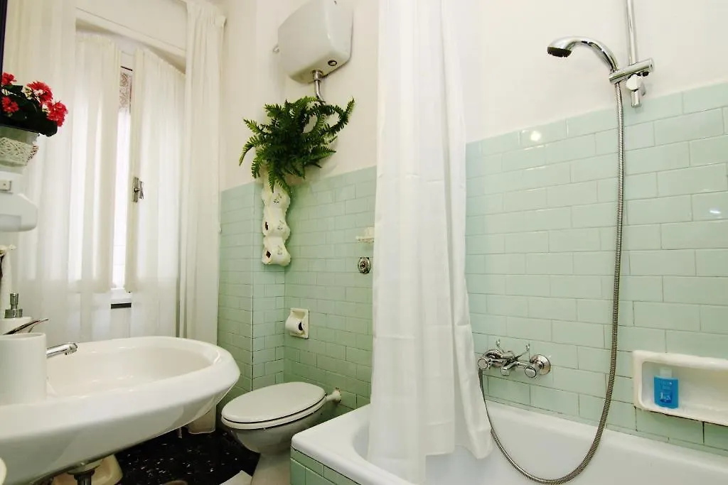 Apartment Appartamento Elyse Monterosso al Mare
